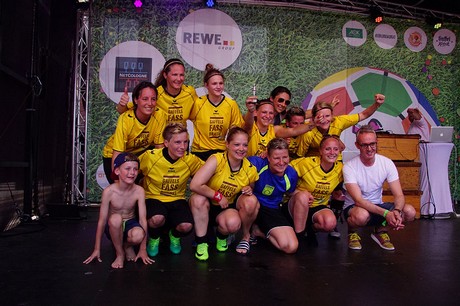 Com Together Cup